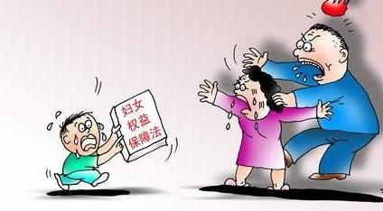 在古代,女性地位低,"三从四德","女子无才便是德"等思想使得女性没有